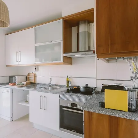 55 - Surfers Paradise Apartment